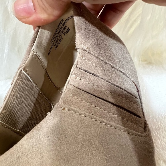 AUDREY BROOKE booties size 71/2M  cream - Picture 10 of 17